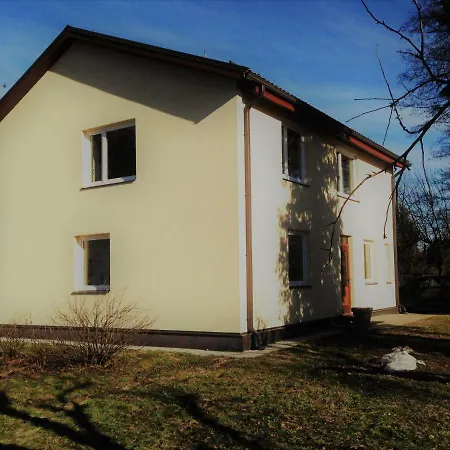 Excelent With Garden And Free Parking Riga