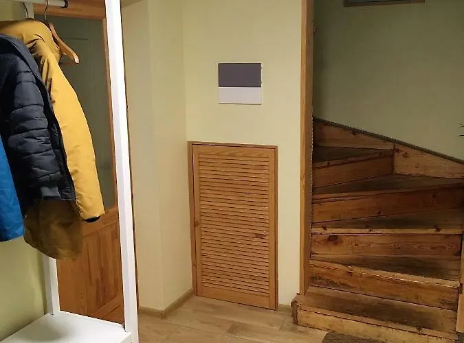 Excelent With Garden And Free Parking Dzīvoklis *