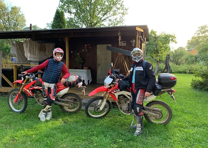 Excelent With Garden And Free Parking Dzīvoklis *