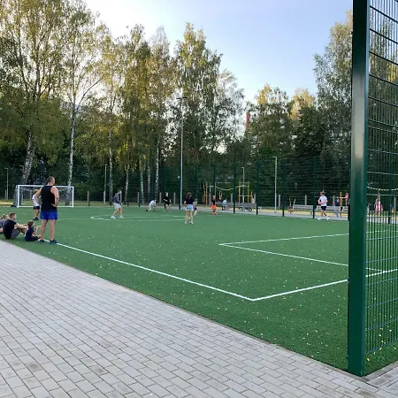 Excelent With Garden And Free Parking *